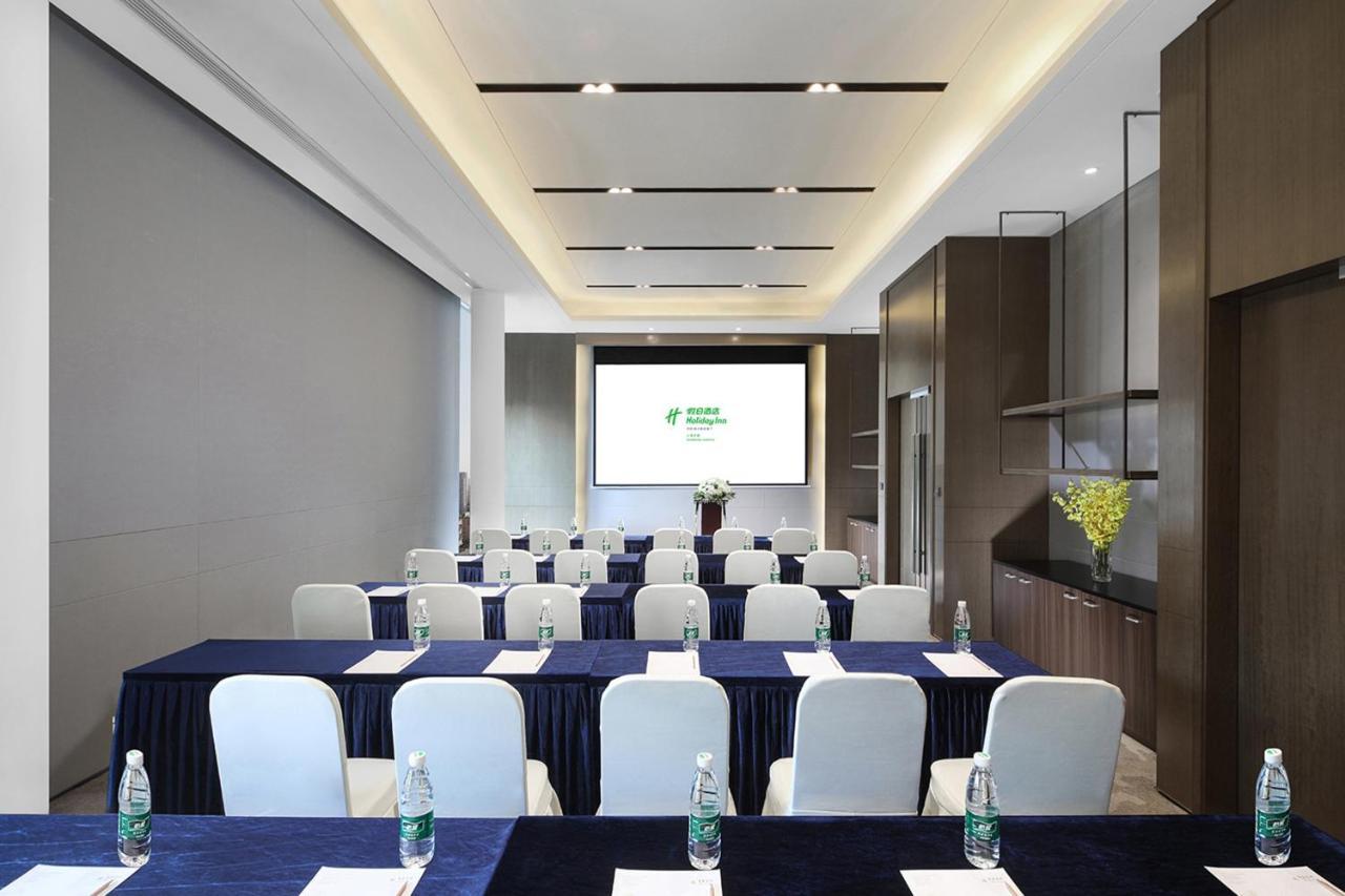 Holiday Inn Shanghai Huaxia By Ihg - Overlooking City Scenery At Sky View Restaurant المظهر الخارجي الصورة