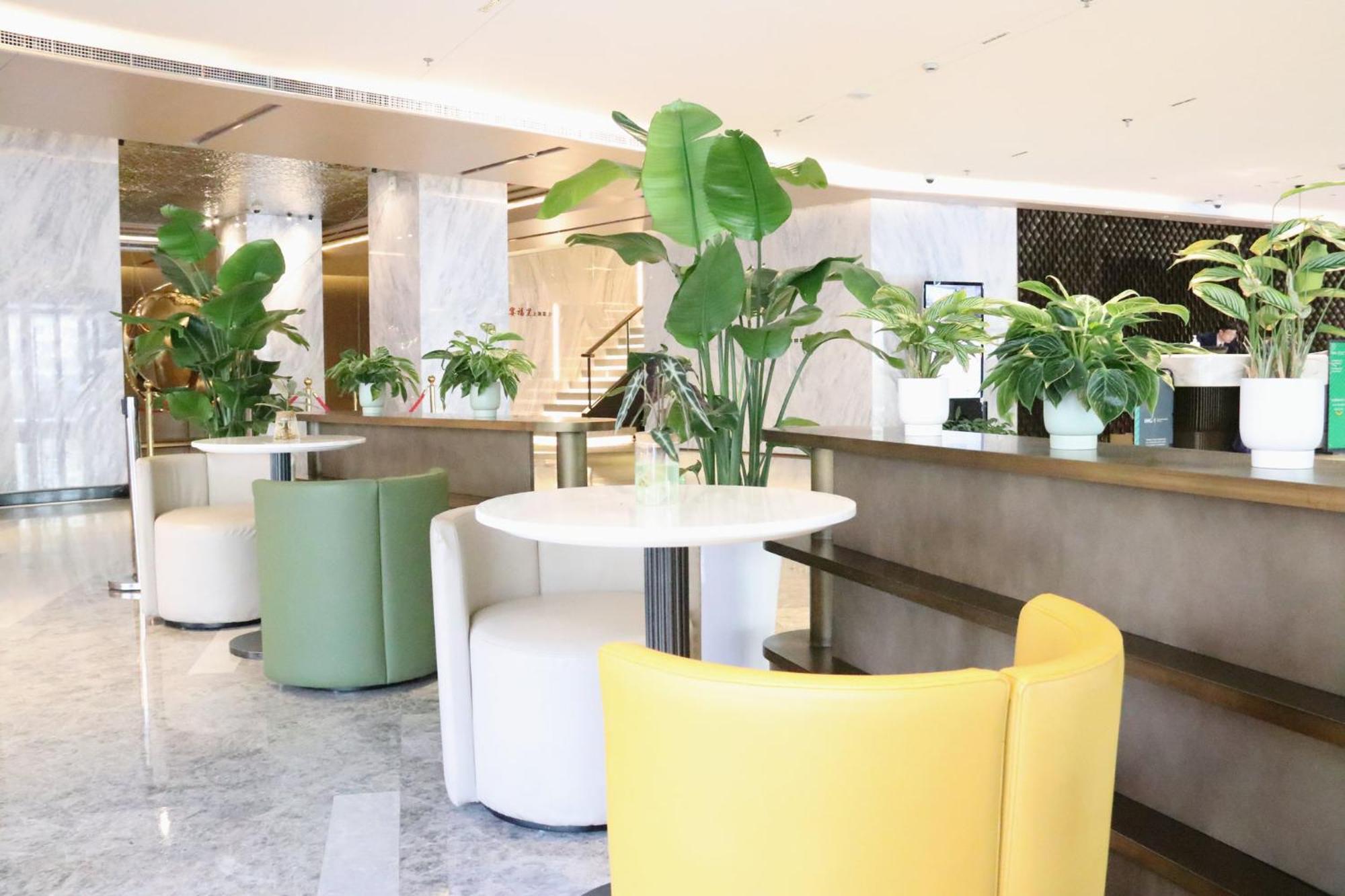 Holiday Inn Shanghai Huaxia By Ihg - Overlooking City Scenery At Sky View Restaurant المظهر الخارجي الصورة